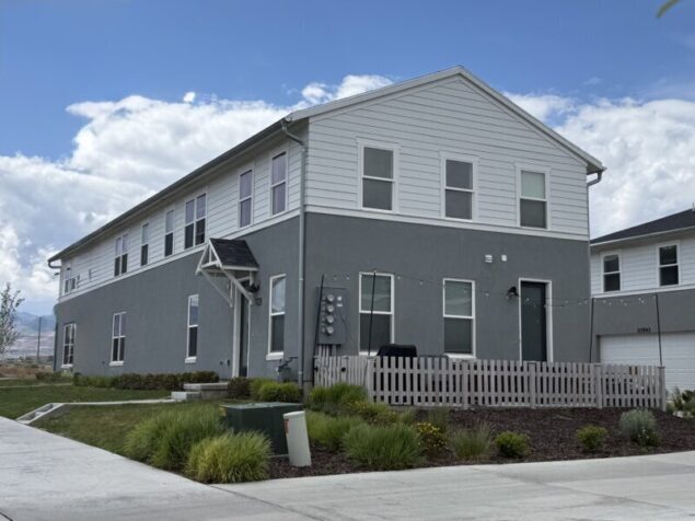Just listed a row-end townhome at 5522 W Burntside Ave in South Jordan's Daybreak community, priced at $385,000. The owner h...